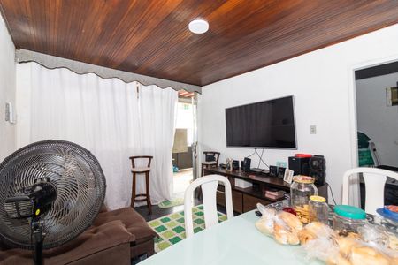 Sala de casa para alugar com 2 quartos, 95m² em Padre Miguel, Rio de Janeiro