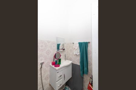 Casa para alugar com 95m², 2 quartos e 1 vaga Casa para alugar com 95m², 2 quartos e 1 vagaBanheiro