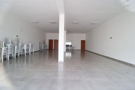 Apartamento para alugar com 56m², 2 quartos e 1 vagaÁrea comum - Salão de festas