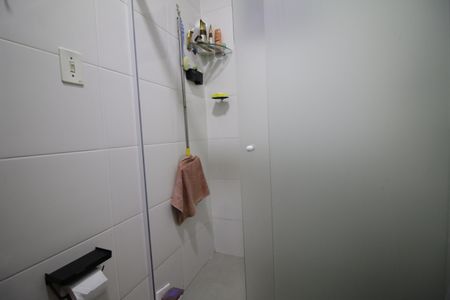 Casa de condomínio à venda com 170m², 2 quartos e 1 vagaBanheiro da Suíte 1