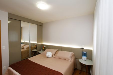 Apartamento à venda com 77m², 3 quartos e 2 vagasQuarto 1 - Suíte