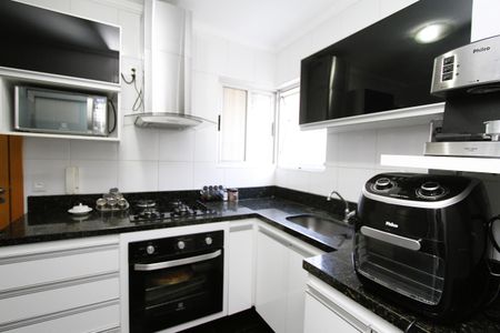 Apartamento à venda com 77m², 3 quartos e 2 vagasCozinha