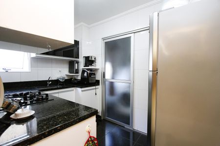 Apartamento à venda com 77m², 3 quartos e 2 vagasCozinha