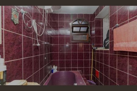 Foto 08 de casa à venda com 4 quartos, 145m² em Vila Chuca, São Paulo