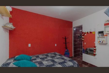 Foto 06 de casa à venda com 4 quartos, 145m² em Vila Chuca, São Paulo