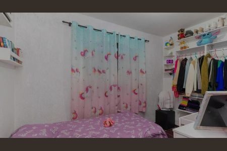 Foto 07 de casa à venda com 4 quartos, 145m² em Vila Chuca, São Paulo