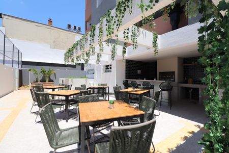 Apartamento à venda com 43m², 2 quartos e 1 vagaÁrea comum - Churrasqueira