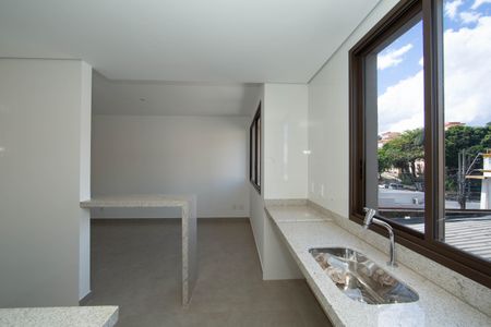 Apartamento à venda com 77m², 2 quartos e 2 vagasCozinha