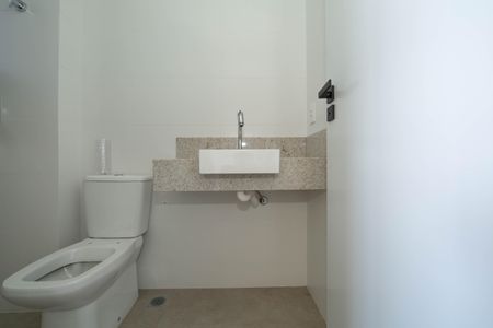 Apartamento à venda com 77m², 2 quartos e 2 vagasBanheiro 2