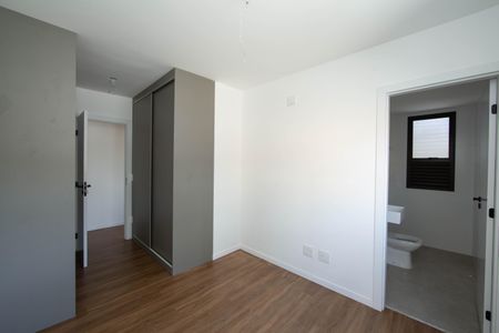 Apartamento à venda com 77m², 2 quartos e 2 vagasQuarto 1