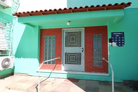 Apartamento à venda com 40m², 1 quarto e 1 vagaEntrada do Prédio