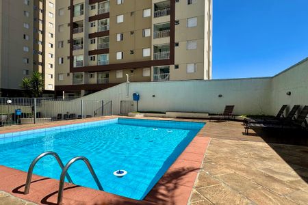 Apartamento para alugar com 57m², 2 quartos e 1 vagaÁrea comum - Piscina