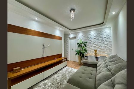 Sala de apartamento para alugar com 2 quartos, 57m² em Vila Augusta, Guarulhos