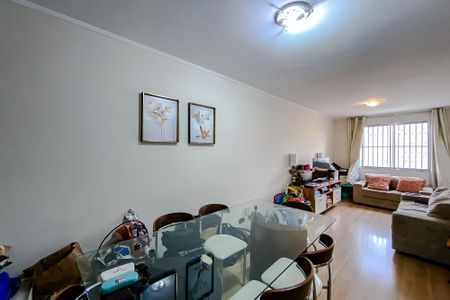 Apartamento à venda com 67m², 2 quartos e sem vagaSala
