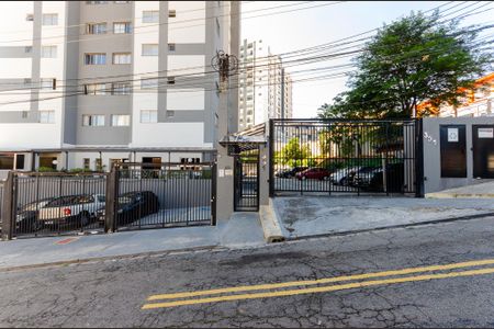 Apartamento para alugar com 68m², 2 quartos e 1 vaga Apartamento para alugar com 68m², 2 quartos e 1 vagaFachada