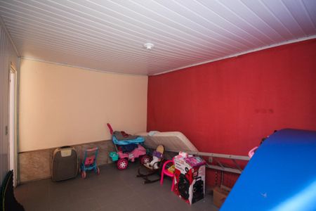 Casa à venda com 100m², 4 quartos e 2 vagasQuarto 4