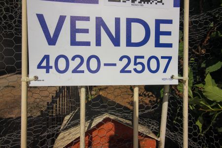 Casa à venda com 100m², 4 quartos e 2 vagasPlaca