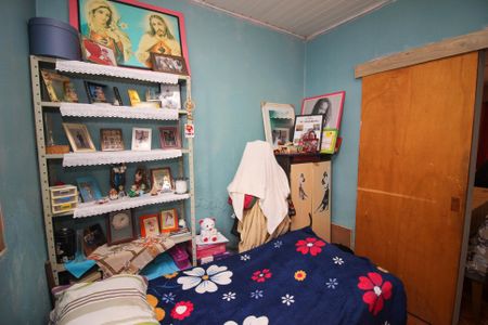 Casa à venda com 100m², 4 quartos e 2 vagasQuarto 2