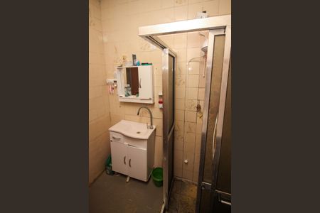 Casa à venda com 100m², 4 quartos e 2 vagasBanheiro