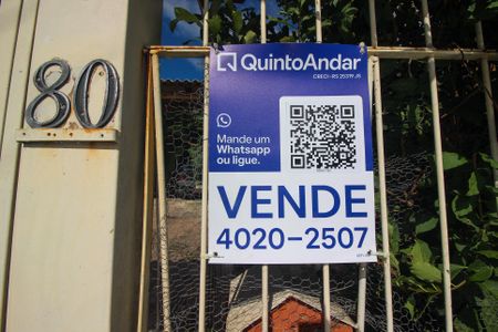Casa à venda com 100m², 4 quartos e 2 vagasPlaca