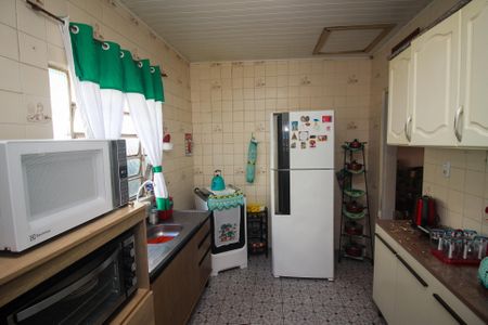 Casa à venda com 100m², 4 quartos e 2 vagasCozinha