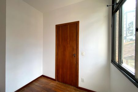 Apartamento à venda com 75m², 3 quartos e 2 vagasQuarto 3