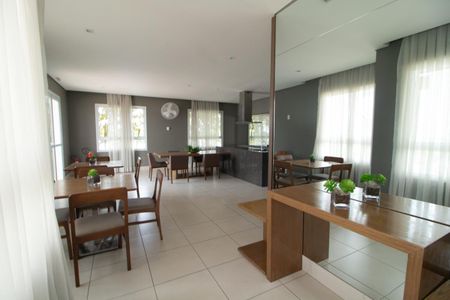 Apartamento à venda com 59m², 2 quartos e 1 vaga Apartamento à venda com 59m², 2 quartos e 1 vagaÁrea comum - Salão de festas