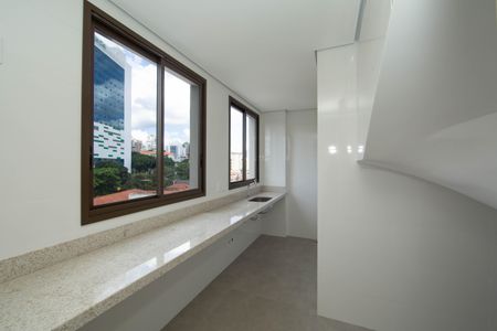 Apartamento à venda com 127m², 2 quartos e 2 vagasCozinha