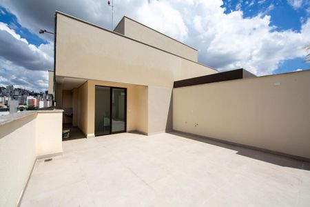 Apartamento à venda com 127m², 2 quartos e 2 vagasCobertura