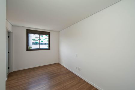 Apartamento à venda com 127m², 2 quartos e 2 vagasSuíte