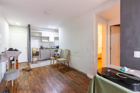 Sala  de apartamento para alugar com 2 quartos, 47m² em Santa Maria, Osasco