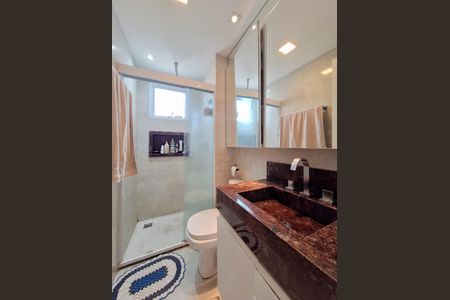 Apartamento à venda com 74m², 3 quartos e 2 vagas Apartamento à venda com 74m², 3 quartos e 2 vagasBanheiro Quarto 2