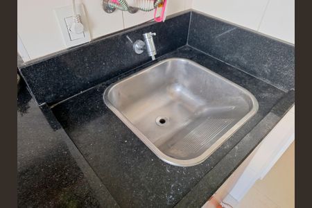 Apartamento à venda com 74m², 3 quartos e 2 vagas Apartamento à venda com 74m², 3 quartos e 2 vagasÁrea de Serviço