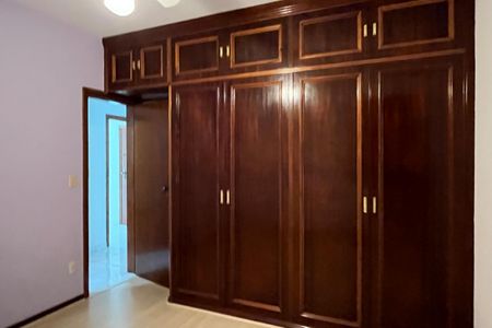 Apartamento para alugar com 220m², 3 quartos e 2 vagasQuarto 2