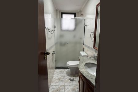 Apartamento para alugar com 220m², 3 quartos e 2 vagasBanheiro