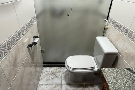 Apartamento para alugar com 220m², 3 quartos e 2 vagasBanheiro