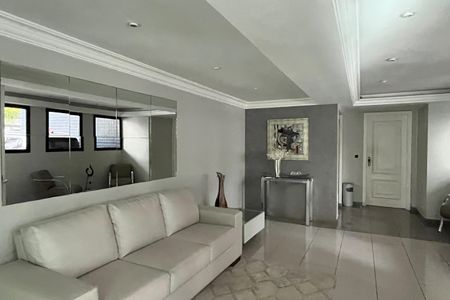 Apartamento para alugar com 220m², 3 quartos e 2 vagasÁrea comum