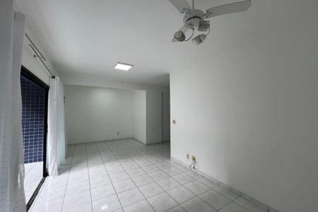 Apartamento para alugar com 220m², 3 quartos e 2 vagasSala
