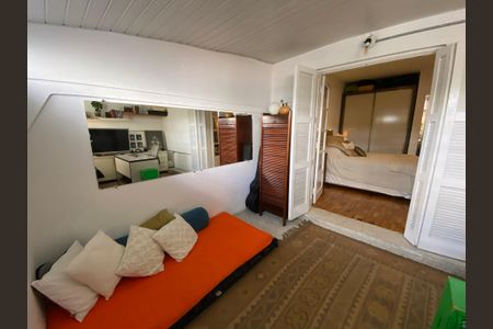 Apartamento à venda com 75m², 1 quarto e sem vagaQuarto