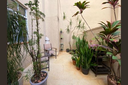 Apartamento à venda com 75m², 1 quarto e sem vagaGarden