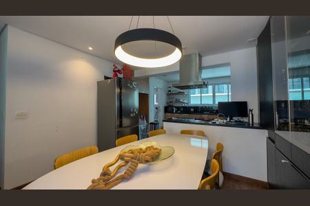 Apartamento à venda com 104m², 2 quartos e 2 vagasSala