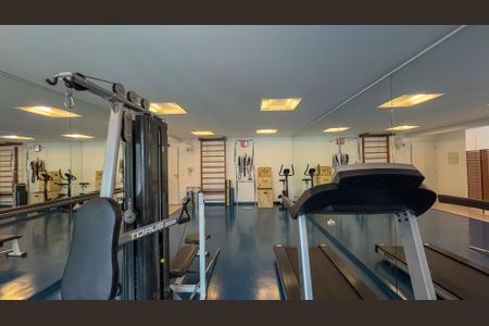 Apartamento à venda com 104m², 2 quartos e 2 vagasAcademia