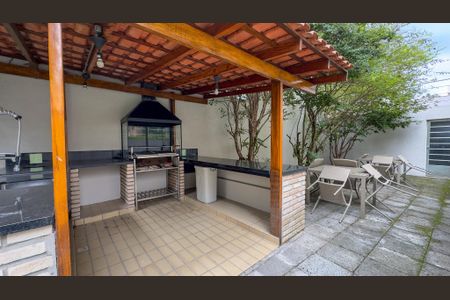 Apartamento à venda com 104m², 2 quartos e 2 vagasChurrasqueira