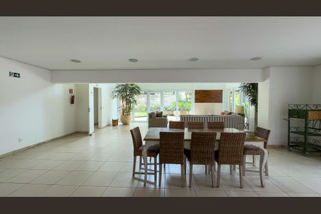 Apartamento à venda com 104m², 2 quartos e 2 vagasSalão de Festas