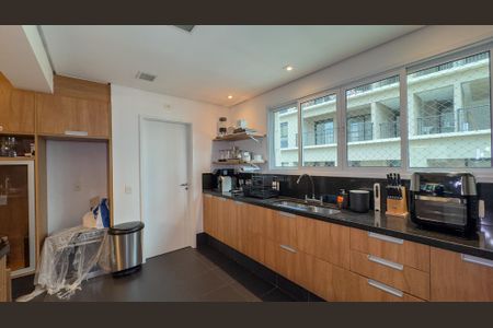 Apartamento à venda com 104m², 2 quartos e 2 vagasCozinha