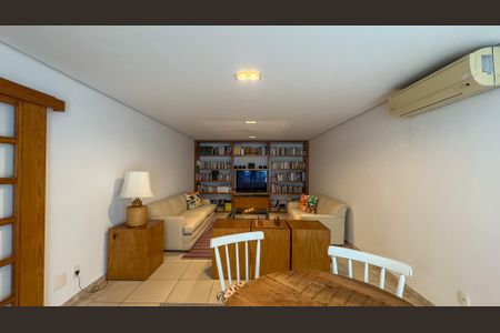 Apartamento à venda com 104m², 2 quartos e 2 vagasÁrea comum