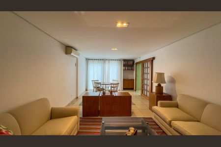 Apartamento à venda com 104m², 2 quartos e 2 vagasÁrea comum
