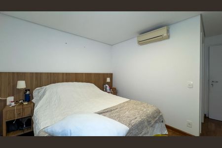 Apartamento à venda com 104m², 2 quartos e 2 vagasQuarto 2 - Suíte