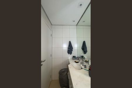 Apartamento à venda com 104m², 2 quartos e 2 vagasBanheiro da Suíte 1