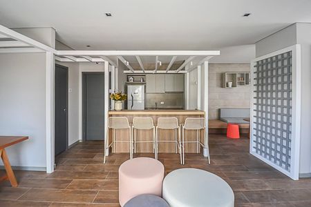 Apartamento para alugar com 61m², 2 quartos e 1 vaga Apartamento para alugar com 61m², 2 quartos e 1 vagaÁrea comum - Salão de festas